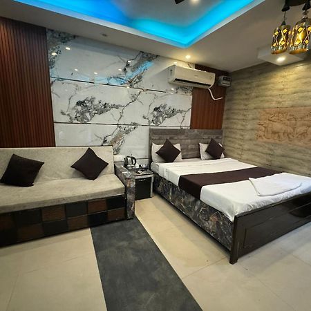 Hotel Dev Ganga Ришикеш Экстерьер фото