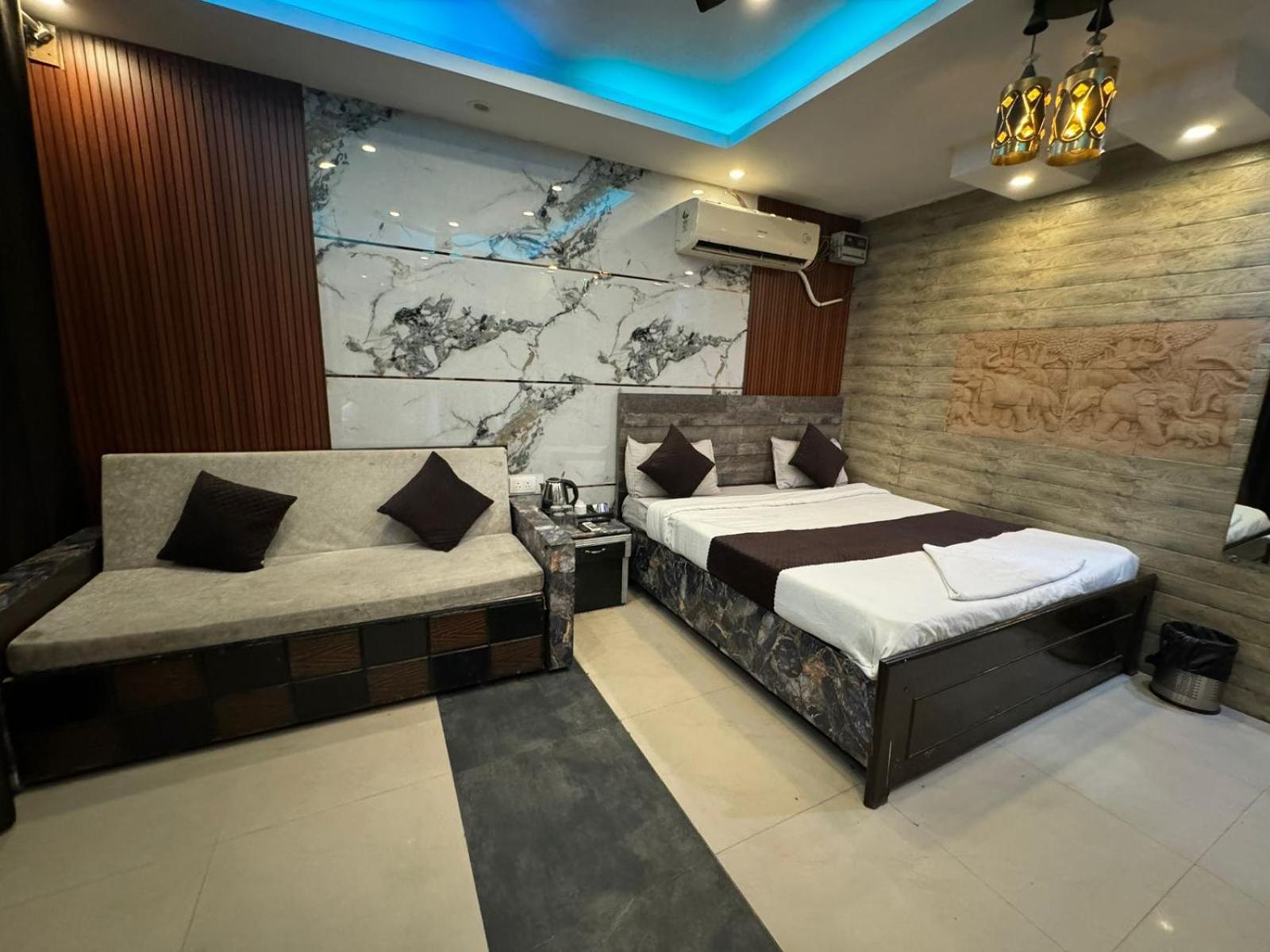 Hotel Dev Ganga Ришикеш Экстерьер фото