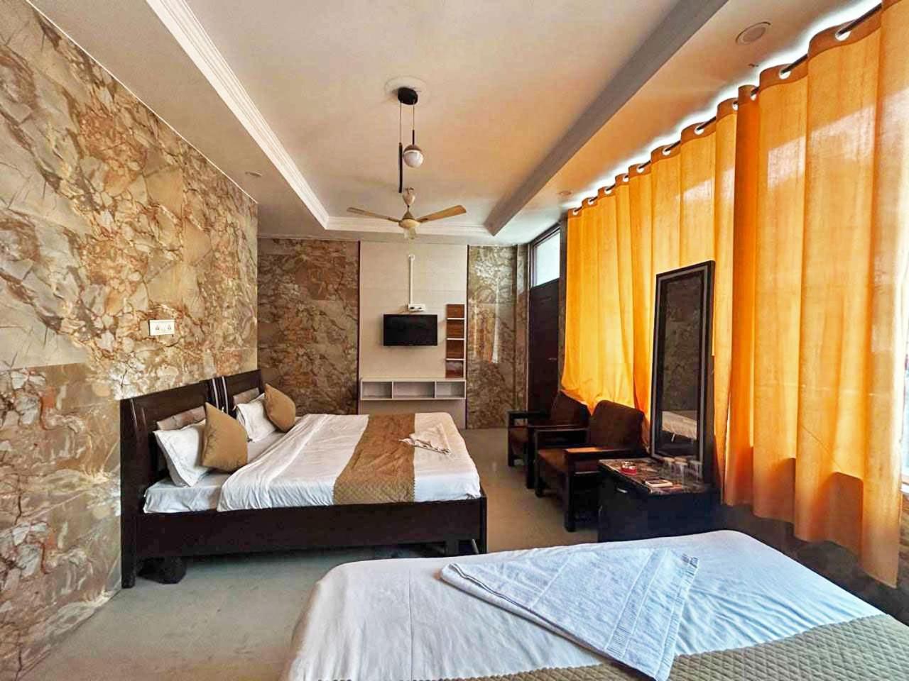 Hotel Dev Ganga Ришикеш Экстерьер фото