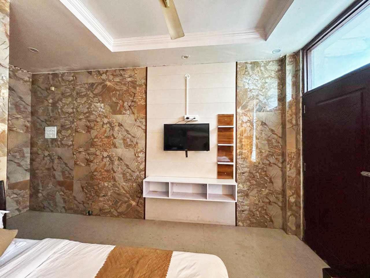 Hotel Dev Ganga Ришикеш Экстерьер фото