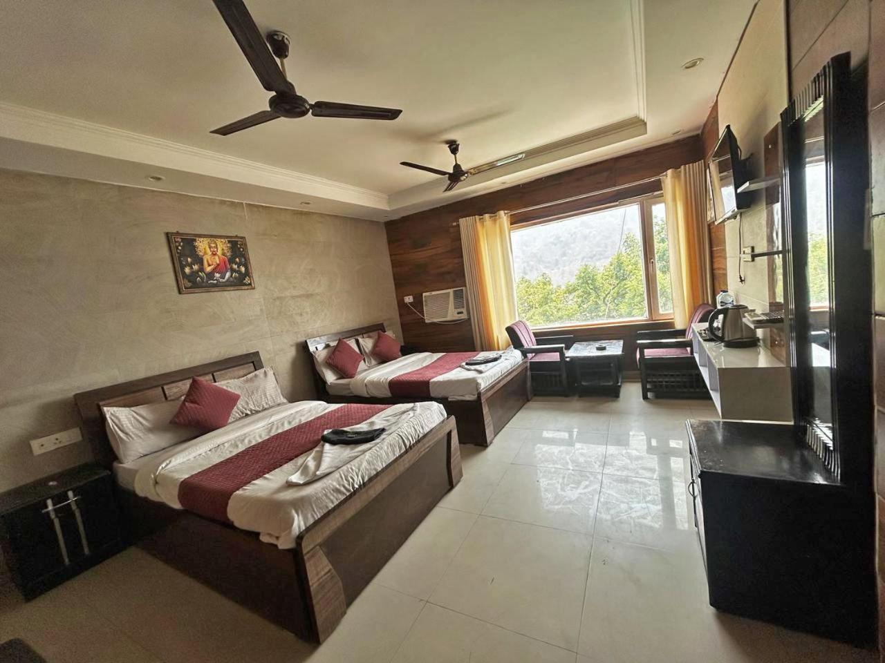 Hotel Dev Ganga Ришикеш Экстерьер фото